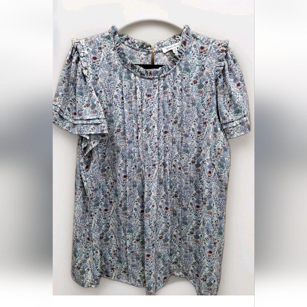 Rose & Olive Patterned Blouse - Blue and White